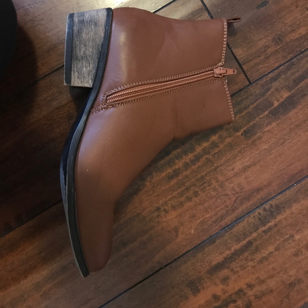 Booties - Picture 4 of 4