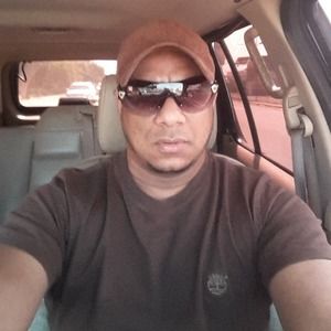 Meet your Posher, Joel jose