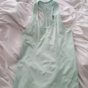 Lululemon tank size 2 mint color