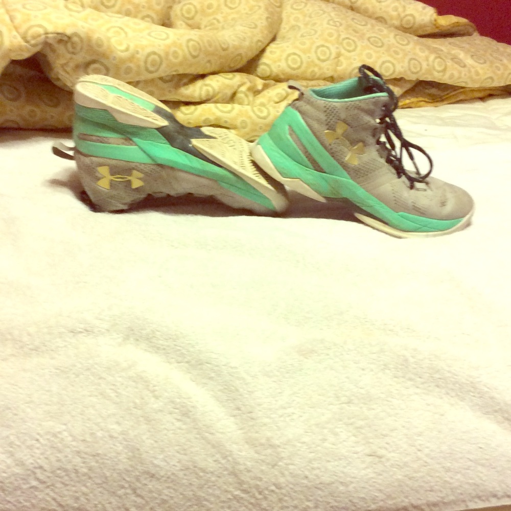 ✨Currys ~gray,white,and teal~✨