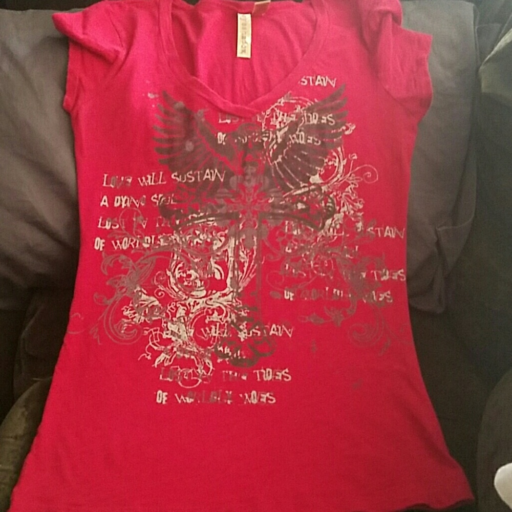 Eyeshadow tshirt