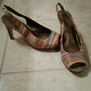 MODA colorful heels, perfect for the summer
