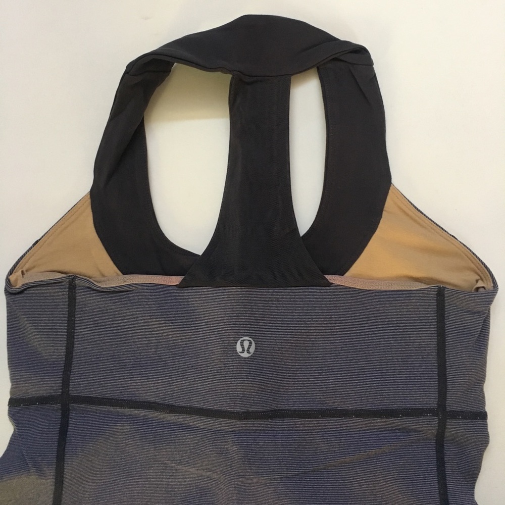 grey lululemon scoopneck yoga tank. - Picture 2 of 3