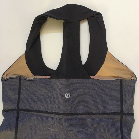 grey lululemon scoopneck yoga tank. - Picture 2 of 3