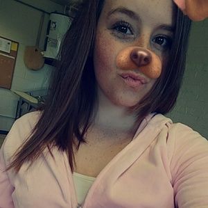 Meet your Posher, Breanna