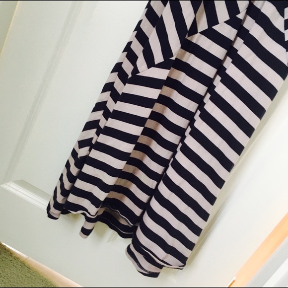 Cream and Navy Maxi Dress - Picture 3 of 4