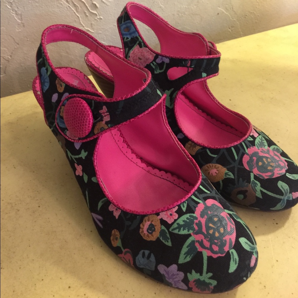 Floral Mary Jane style shoe