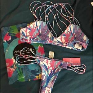 Moana Bikini Shellphone Set SOLD