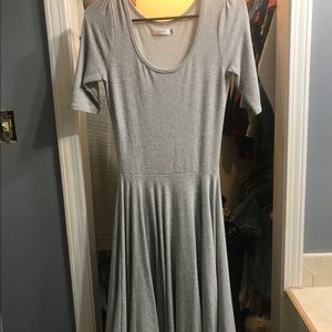 LuLaRoe light gray Nicole dress