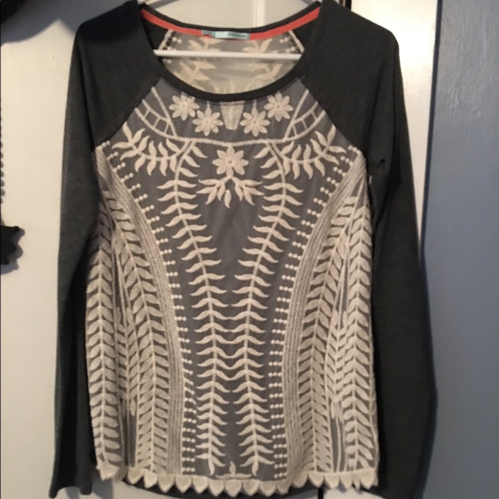 Woman's Top