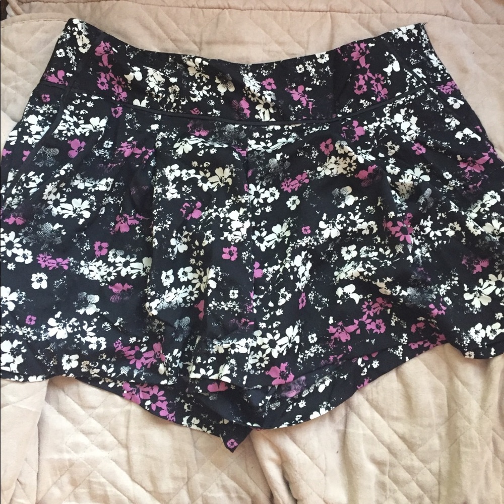 Dressy Women's shorts
