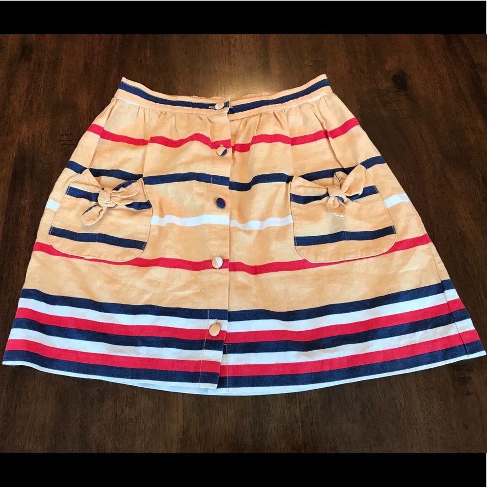 Gently loved Urban outfitters cooperative XS skirt