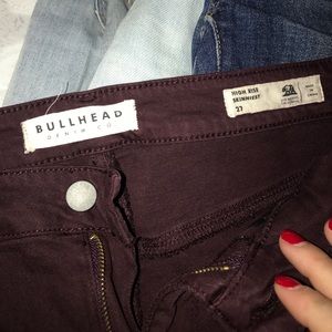 Ripped jeans in knee