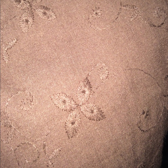 π¦ DONATED Madison Leigh eyelet halter dress - Picture 7 of 7