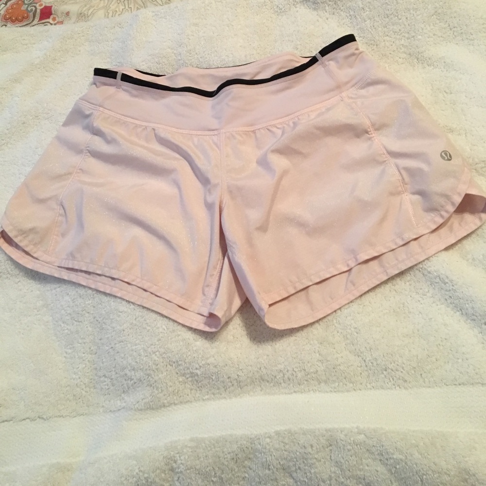 Lite pink groove lululemon size 6 shorts