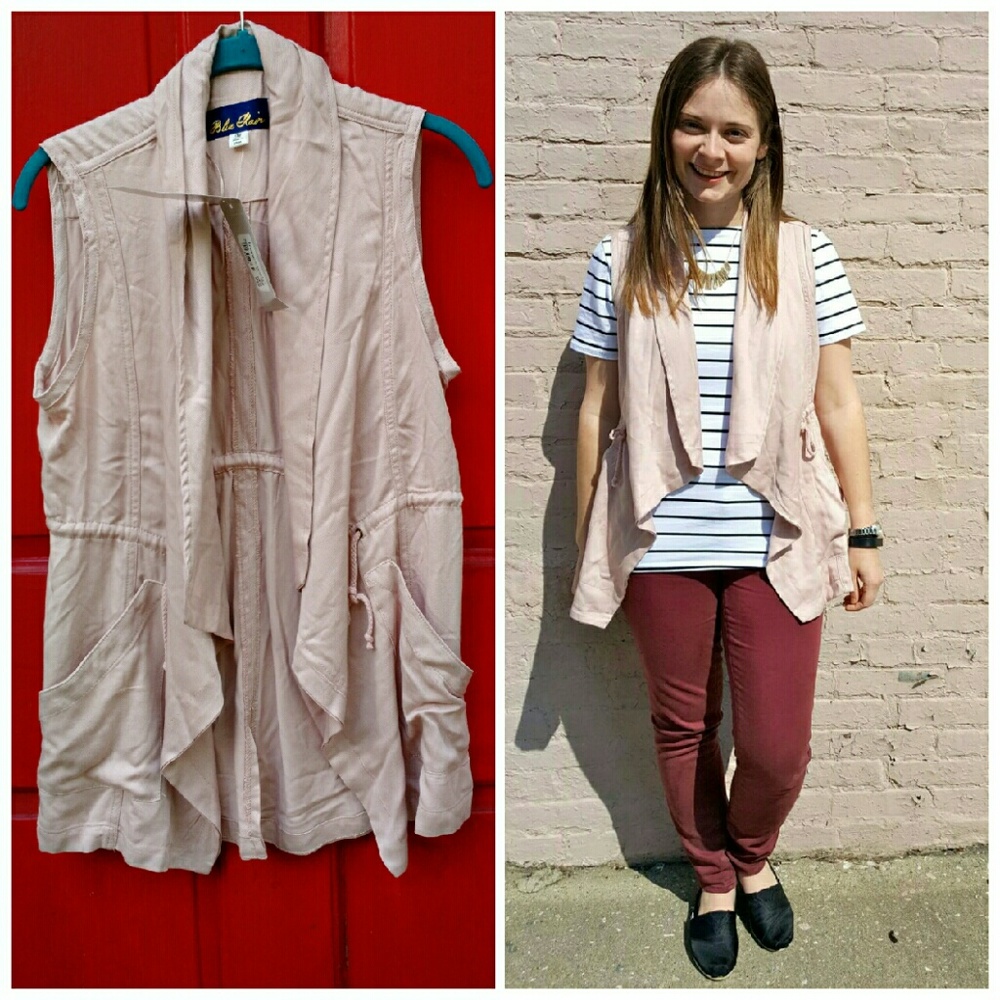 NWT size Medium Francesca's blush cargo vest