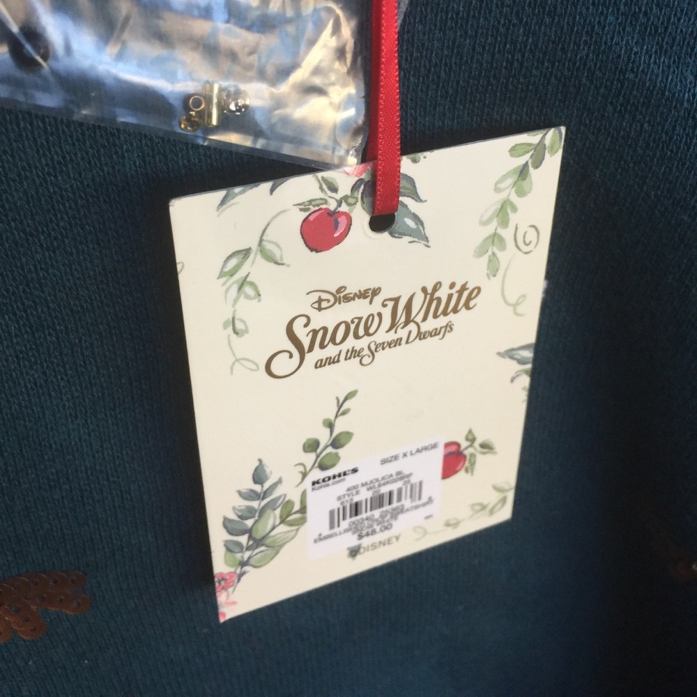 NWT Lauren Conrad sweatshirt - Picture 3 of 5