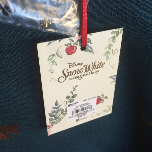 NWT Lauren Conrad sweatshirt - Picture 3 of 5