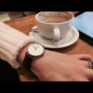 Daniel Wellington Classy Watch - EUC