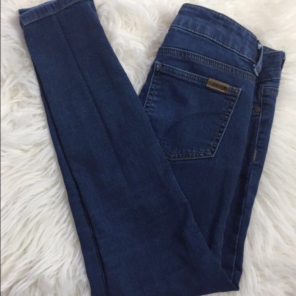 Joe's Dark wash Jeans