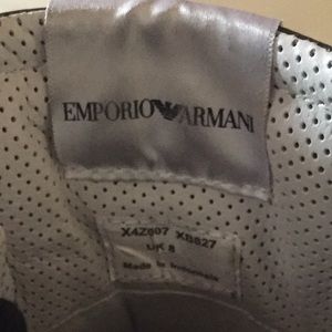 Accepting cash and meet ups Only