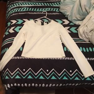 White long sleeve crop top