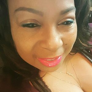 Meet your Posher, Cassandra