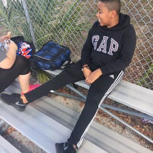 Meet your Posher, Carlos