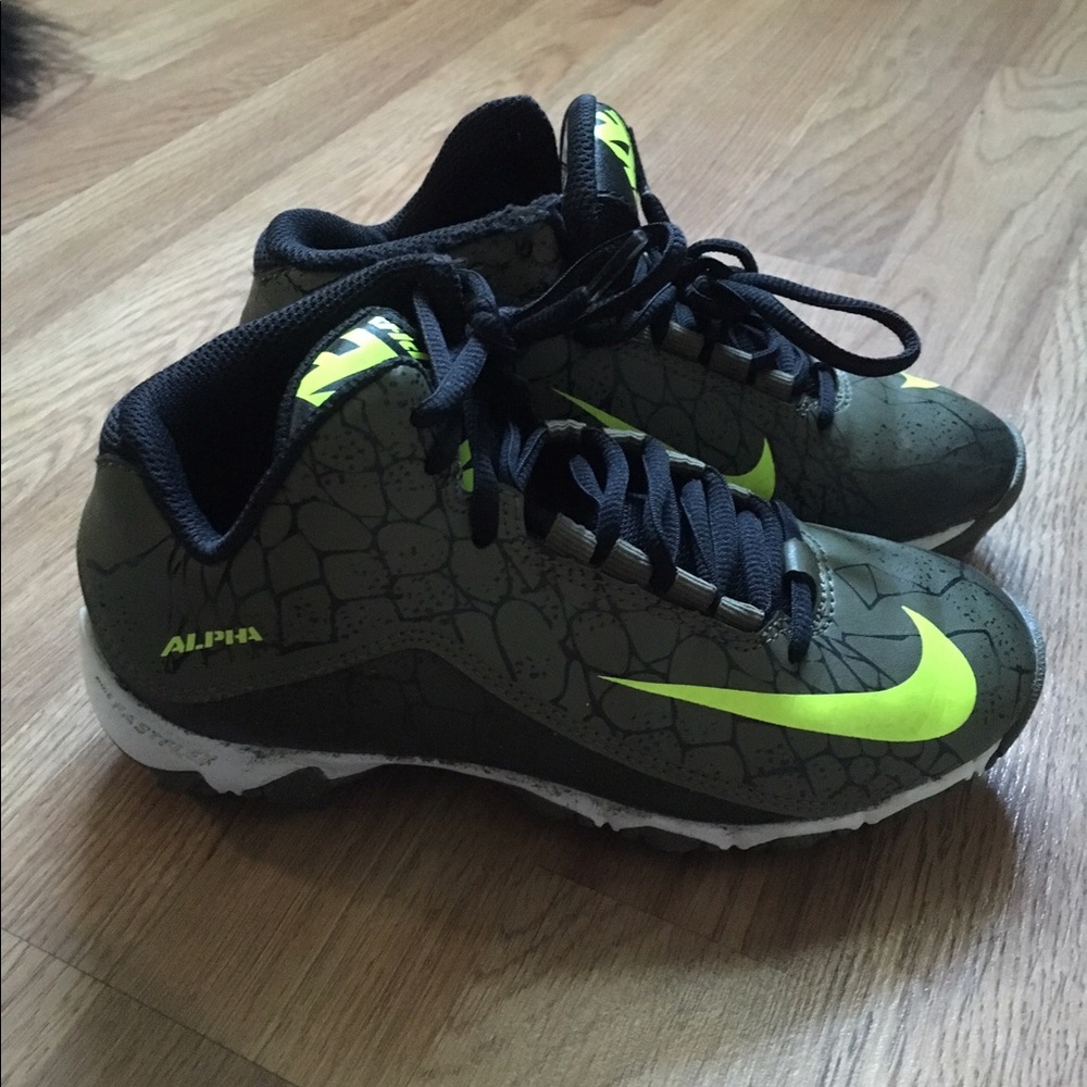 Boys Nike football cleats size 2