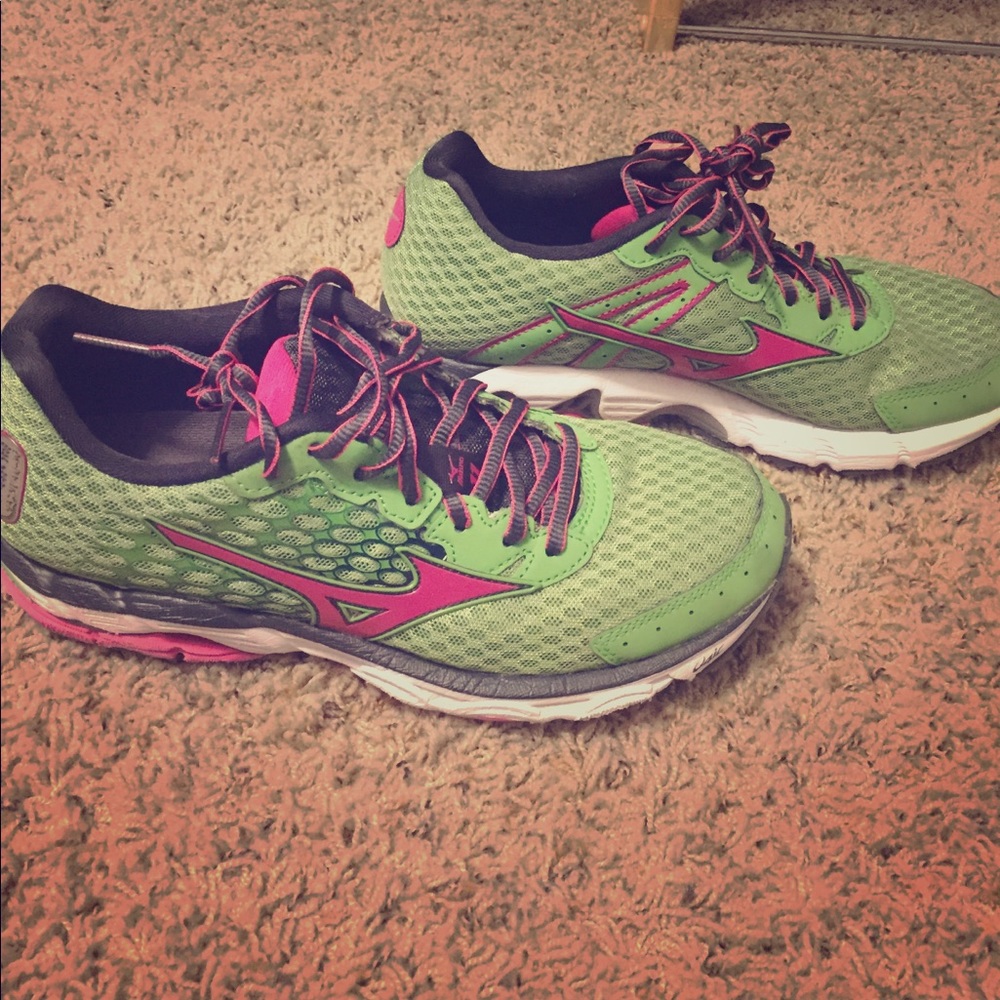 Mizuno Running Shoes Excellent Condition