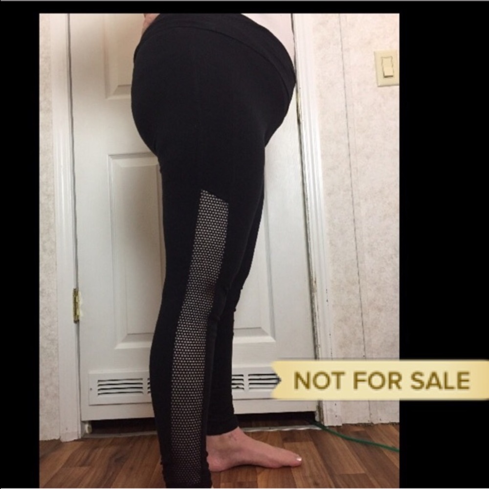 Black work out leggings with mesh panels