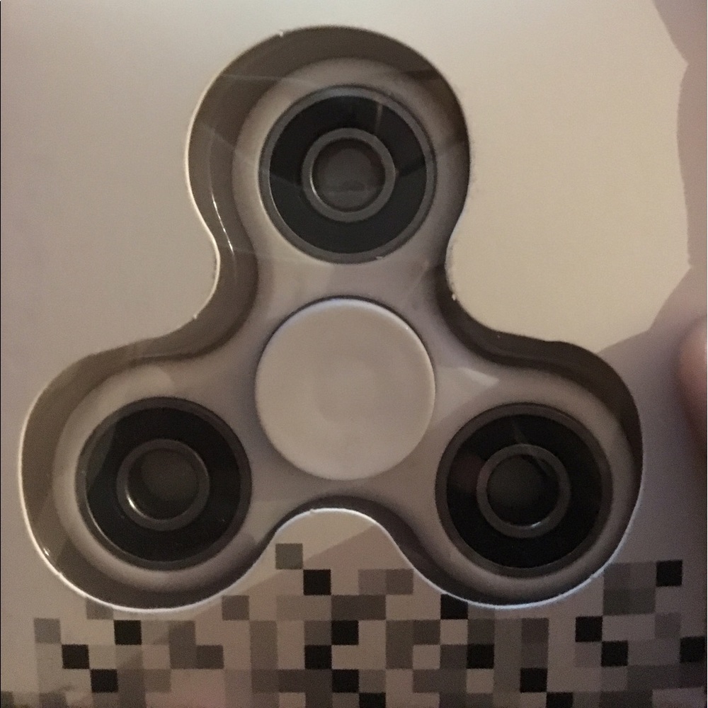 FIDGET SPINNER EVERY COLOR!