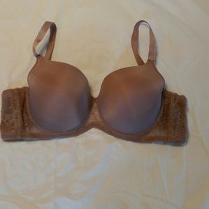38DDD Tan/Nude lace bra
