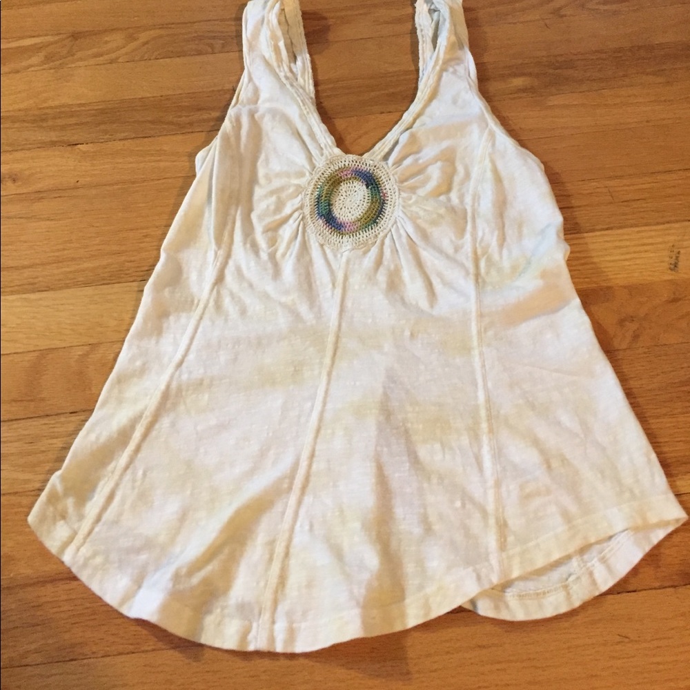 Free People pale yellow top w/crochet centerpiece