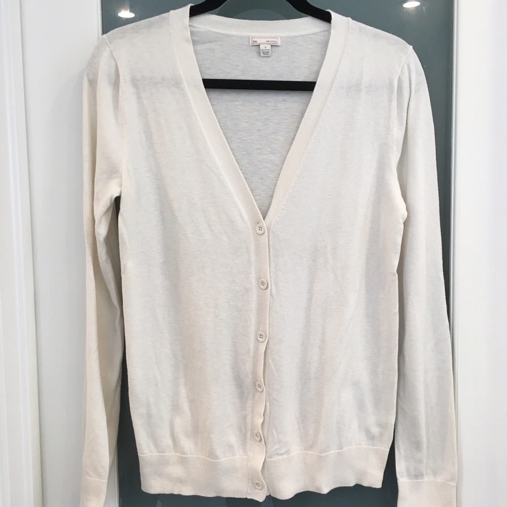 GAP cream cardigan