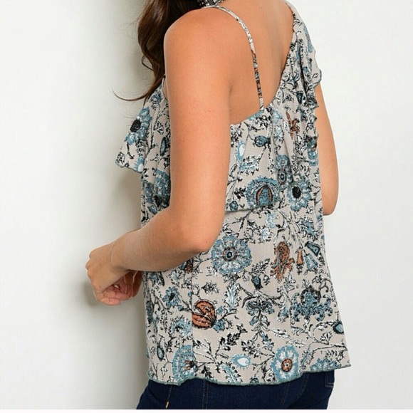 🆑FINAL PRICE‼️🦋ONE SHOULDER FLORAL TOP🦋 - Picture 2 of 3