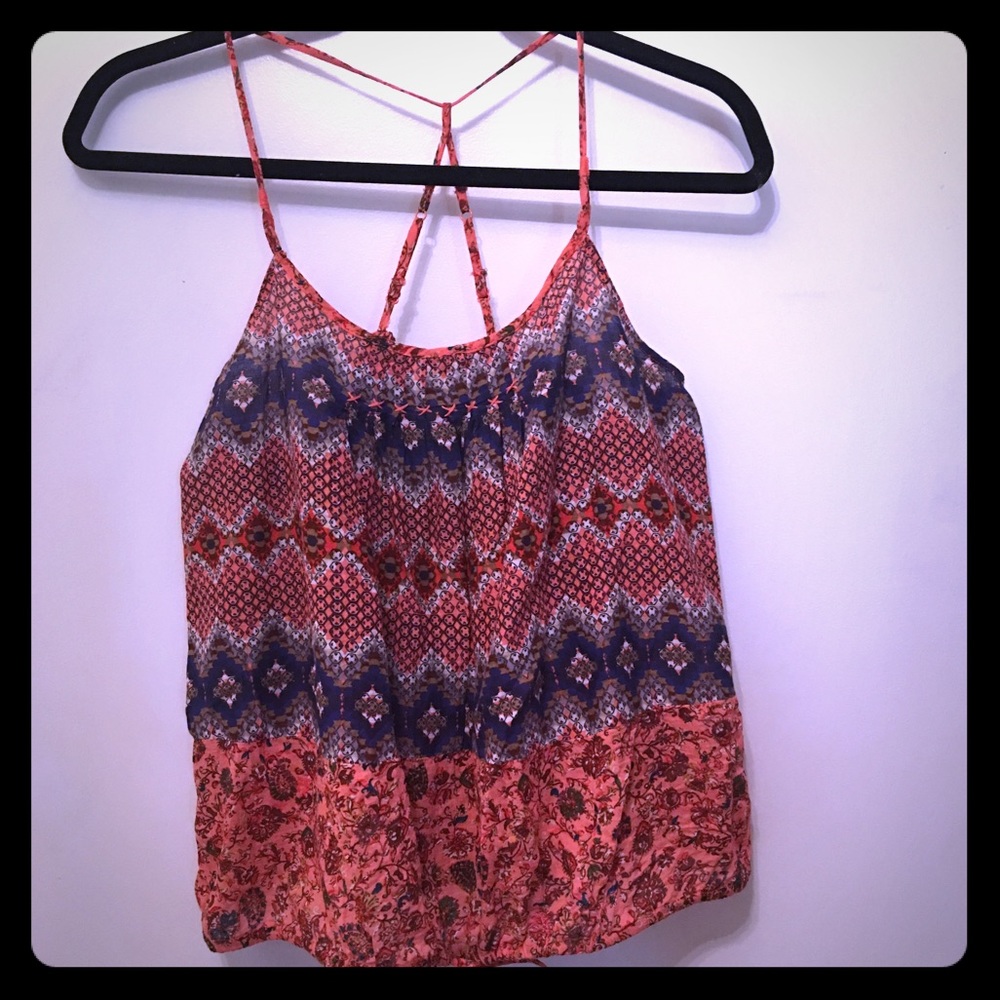 FLOWY SUMMER TOP