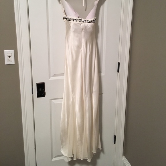 Niteline white silk gown, Size 4, worn only once. - Picture 4 of 8