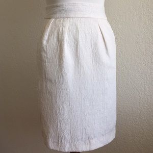 Banana Republic white pencil skirt