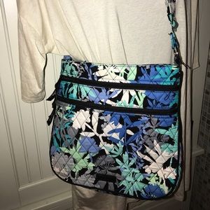 Vera Bradley Triple Zip Hipster