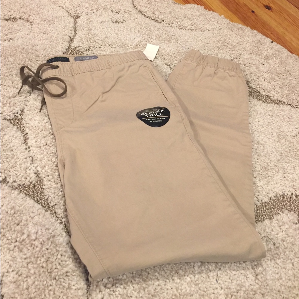 Aeropostale jogger khaki medium
