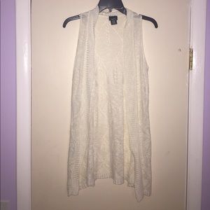 Off-White Sleveless Cardigan