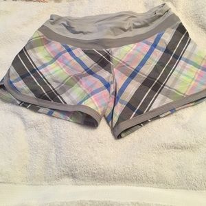 Lululemon size 6 shorts