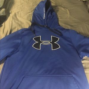 Under Armour Sweatshirt
