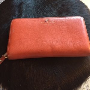 Kate Spade orange zipper wallet