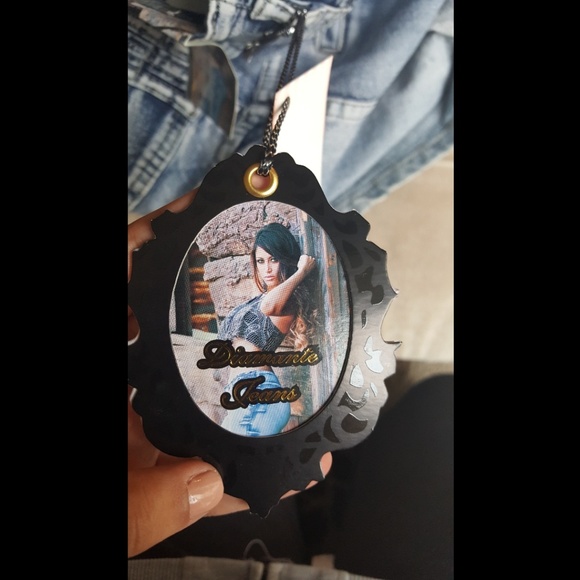 Brazilian Butt Lifting High Waisted Jean Shorts - Picture 4 of 4