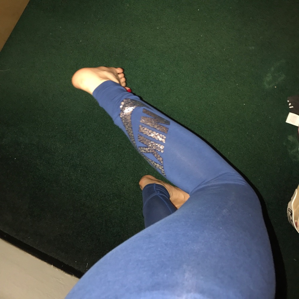Blue nike leggings