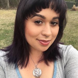 Meet your Posher, Caitlin