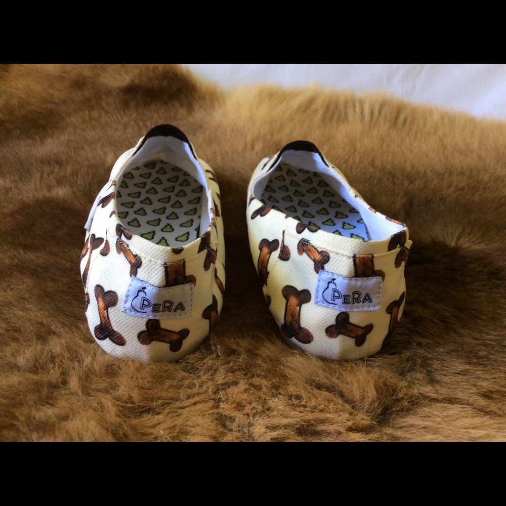Shoes - Picture 3 of 3