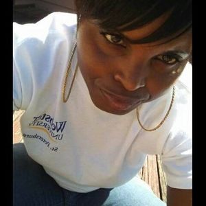 Meet your Posher, Diona